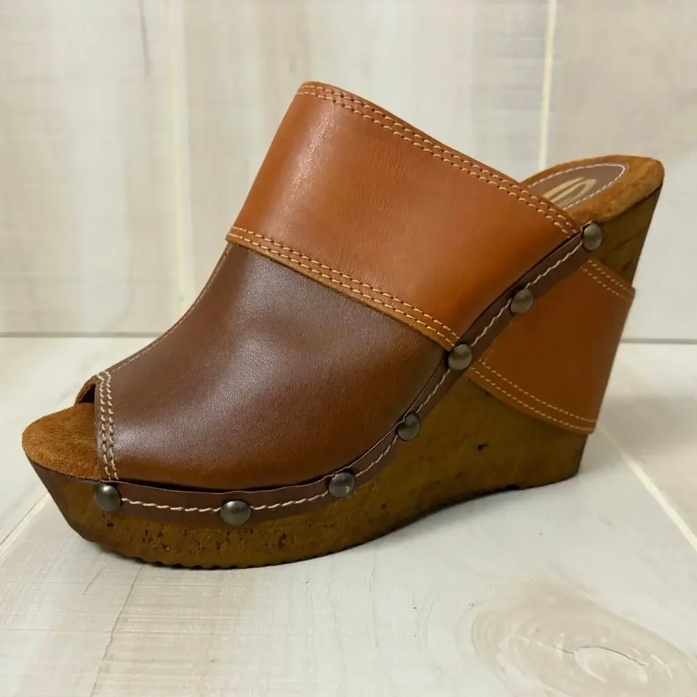Sbicca Vintage Collection Leather Platform Clogs Studded Brown Slip-On 39(8.5)